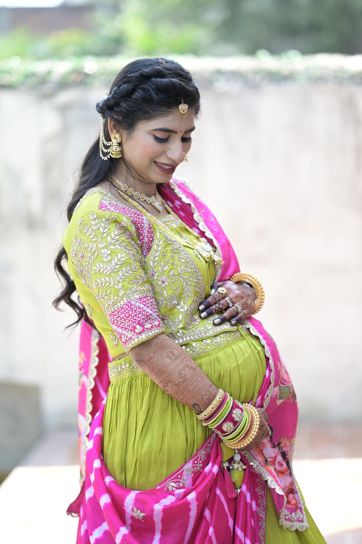 Maternity photo 19